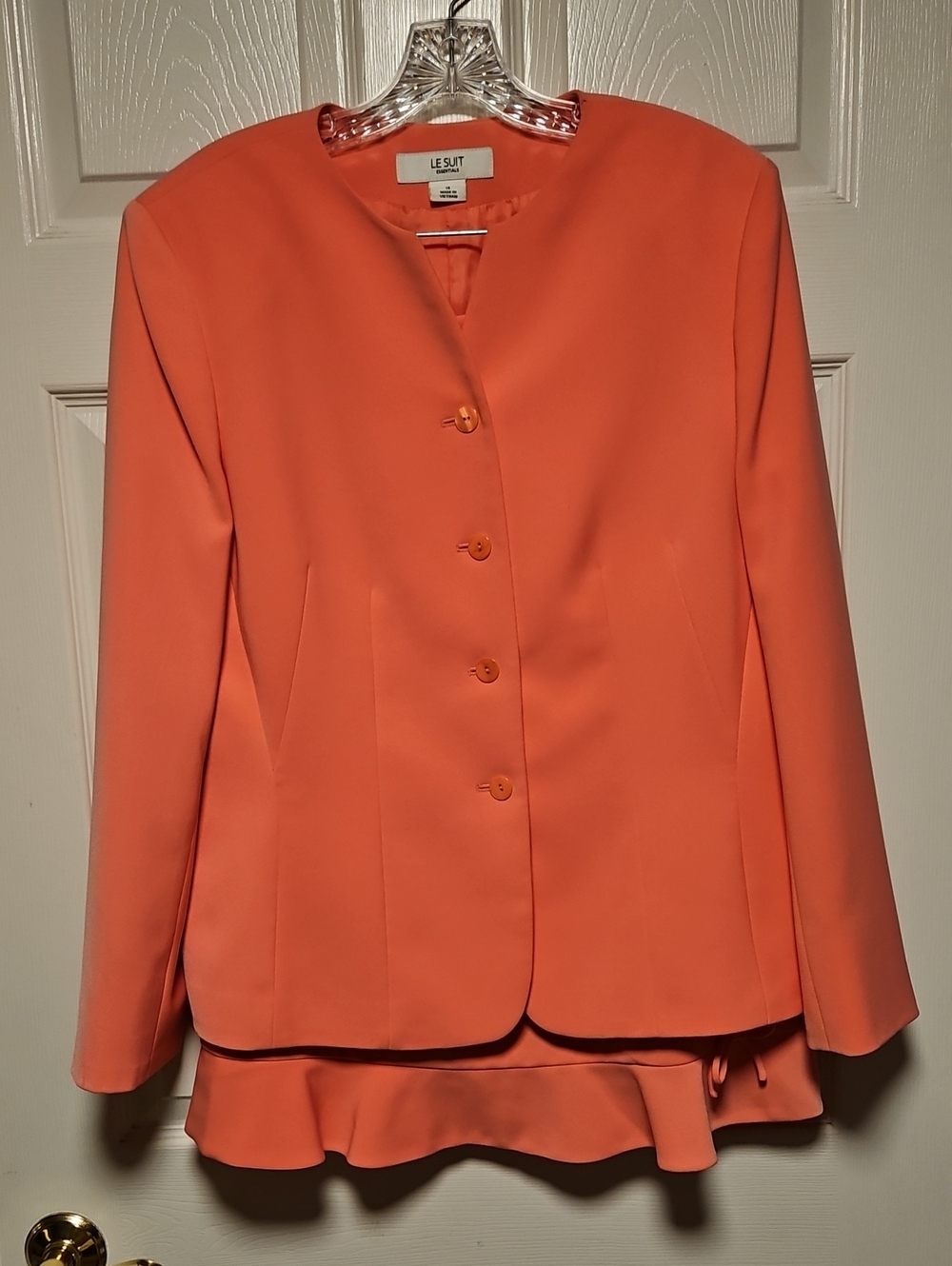 Le Suit Bow Accent Skirtsuit